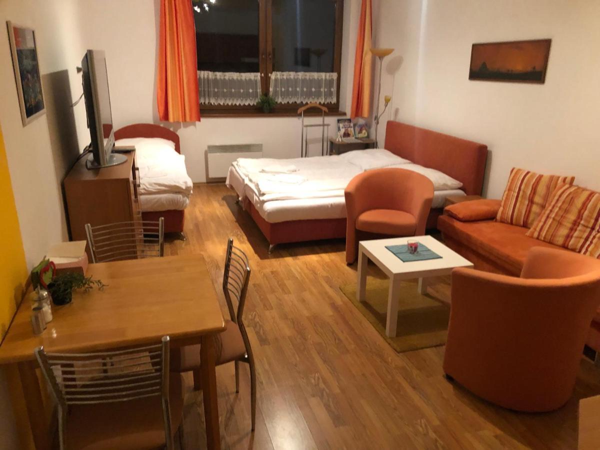 Zazi Apartmany Fatrapark Hrabovo 루좀베로크 외부 사진