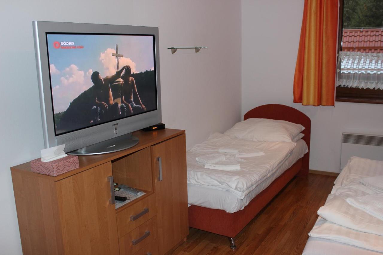 Zazi Apartmany Fatrapark Hrabovo 루좀베로크 외부 사진