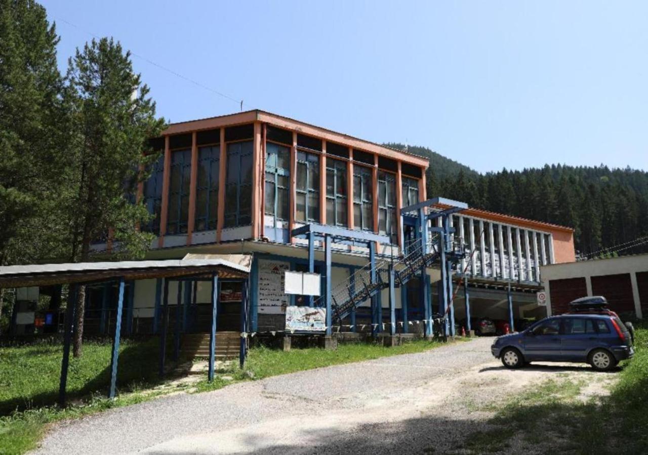 Zazi Apartmany Fatrapark Hrabovo 루좀베로크 외부 사진
